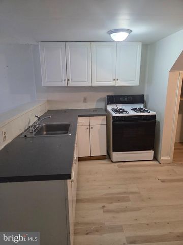2037 NAPFLE AVE, Philadelphia, PA 19152