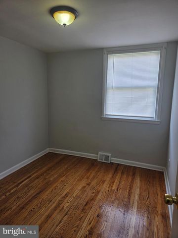 2037 NAPFLE AVE, Philadelphia, PA 19152