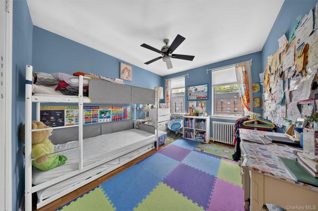 215-43 48th Ave 3E, Bayside, NY 11361