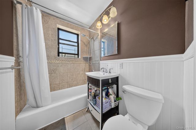 215-43 48th Ave 3E, Bayside, NY 11361