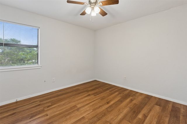 1401 Brook Meadow Circle, Lancaster, TX 75134