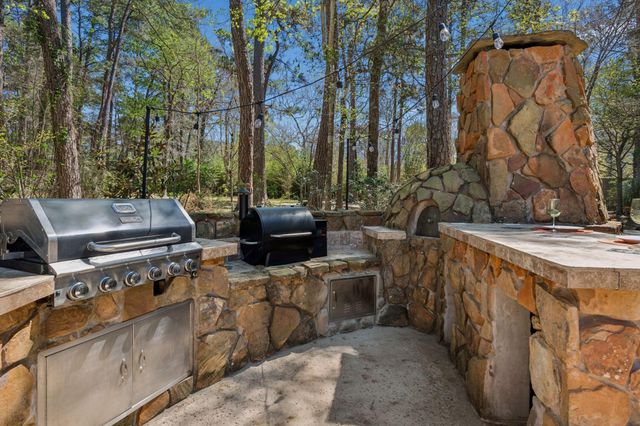 40602 Lacey Wood Court, Magnolia, TX 77354