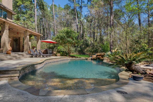 40602 Lacey Wood Court, Magnolia, TX 77354