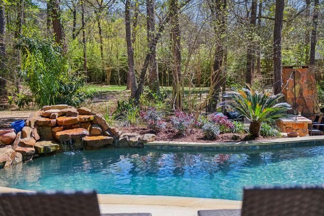 40602 Lacey Wood Court, Magnolia, TX 77354