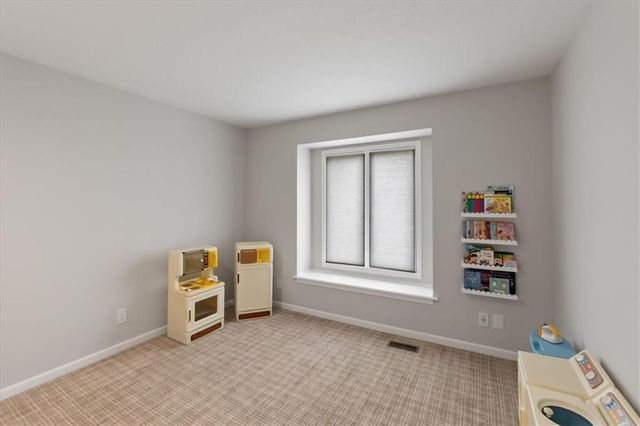 6401 N Park Avenue, Kansas City, MO 64118