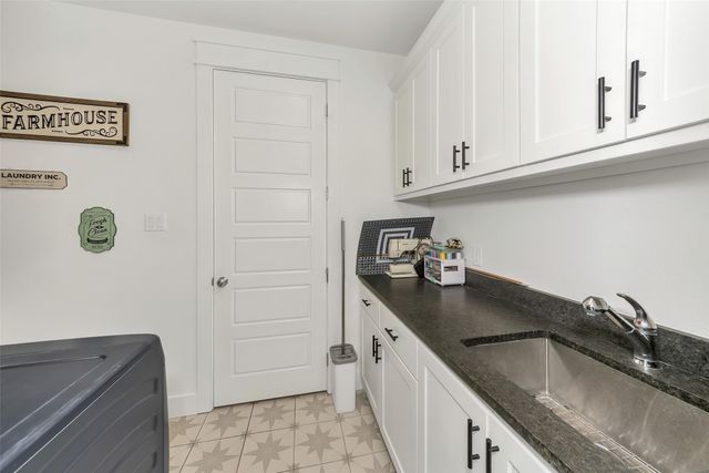 1040 Agnes N, Springtown, TX 76082