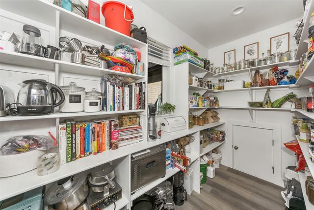 1040 Agnes N, Springtown, TX 76082