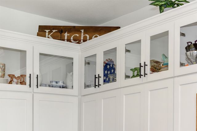 1040 Agnes N, Springtown, TX 76082