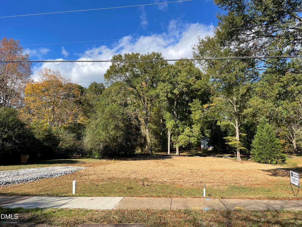 111 E Cornwall Road, Cary, NC 27511