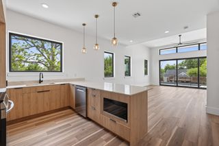 6822 Sidney Street A, Houston, TX 77021