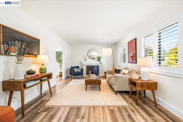 533 Cinnabar Dr, Livermore, CA 94550