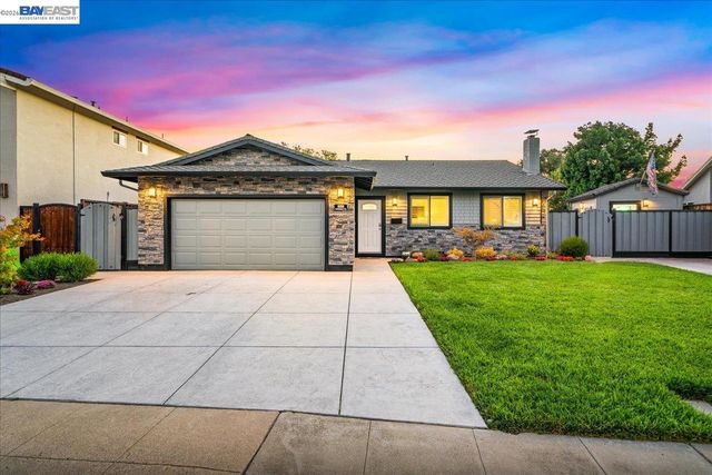 533 Cinnabar Dr, Livermore, CA 94550