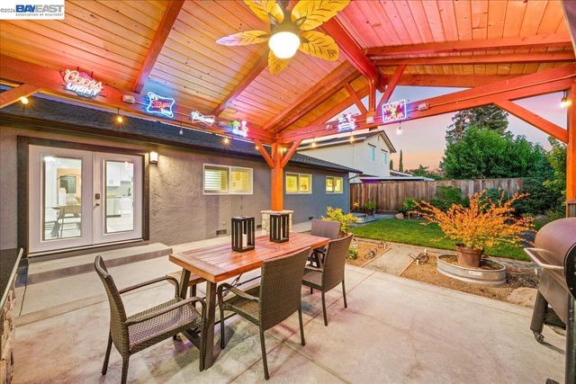 533 Cinnabar Dr, Livermore, CA 94550