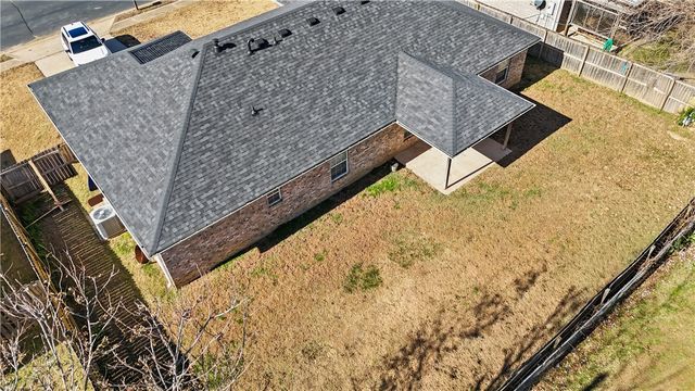 521 Prairie Street, Lowell, AR 72745