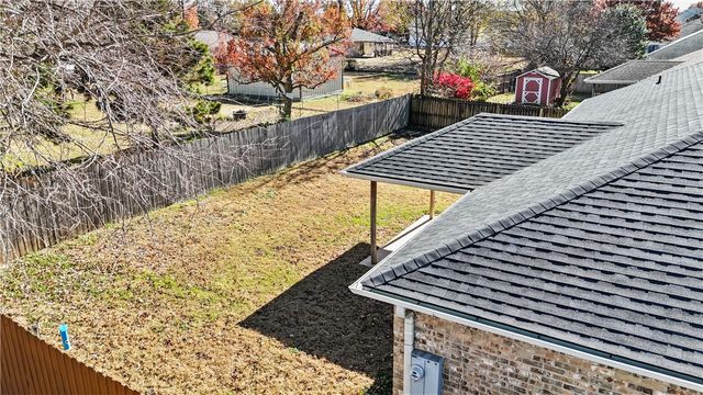 521 Prairie Street, Lowell, AR 72745