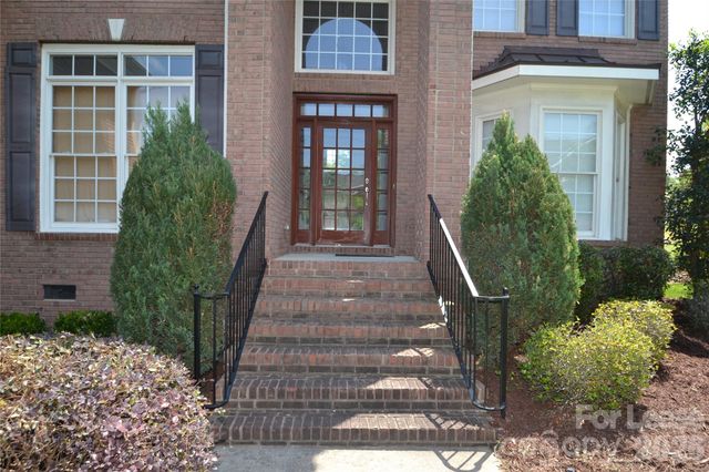1144 Woodhall Drive, Huntersville, NC 28078