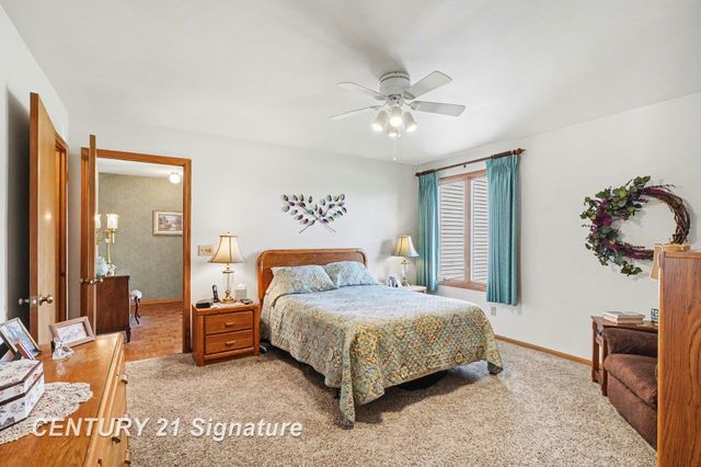 563 Puritan Drive, Saginaw Twp, MI 48638