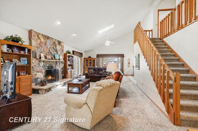 563 Puritan Drive, Saginaw Twp, MI 48638