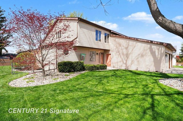 563 Puritan Drive, Saginaw Twp, MI 48638