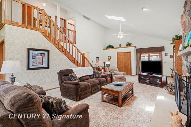 563 Puritan Drive, Saginaw Twp, MI 48638