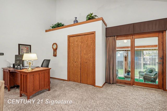 563 Puritan Drive, Saginaw Twp, MI 48638
