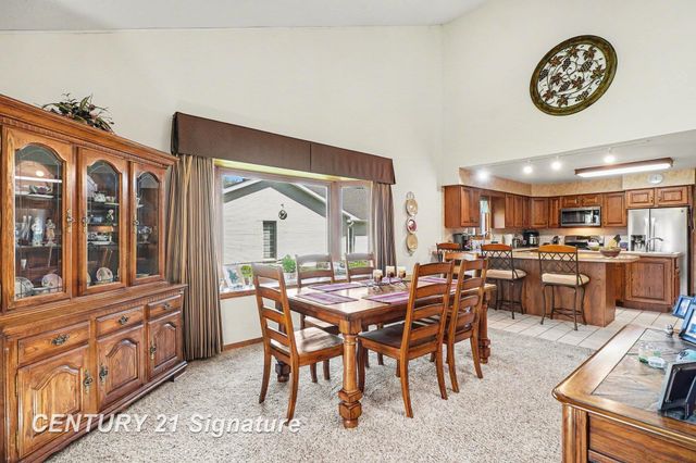 563 Puritan Drive, Saginaw Twp, MI 48638