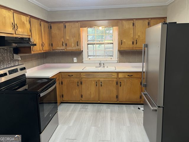 1314 Greenview Drive, Griffin, GA 30224