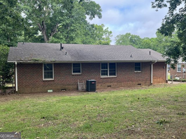 1314 Greenview Drive, Griffin, GA 30224