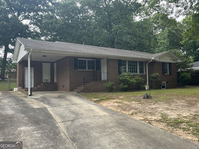 1314 Greenview Drive, Griffin, GA 30224