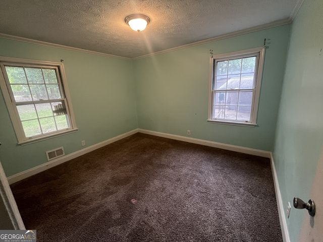 1314 Greenview Drive, Griffin, GA 30224