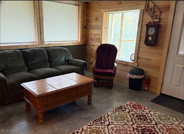 842 Windy Ridge, Elizabeth, WV 26143