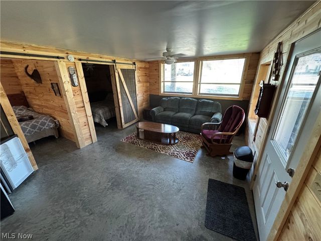 842 Windy Ridge, Elizabeth, WV 26143