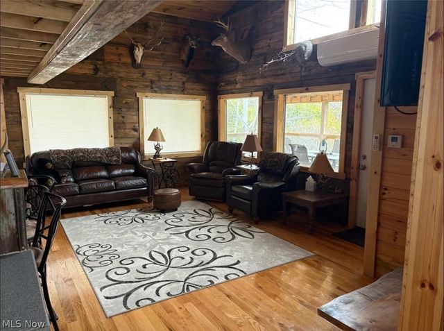 842 Windy Ridge, Elizabeth, WV 26143