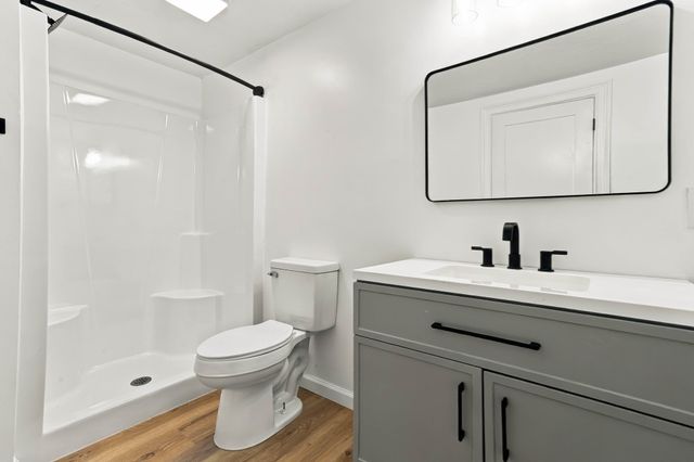 11 Wilson St, Hopkinton, MA 01748