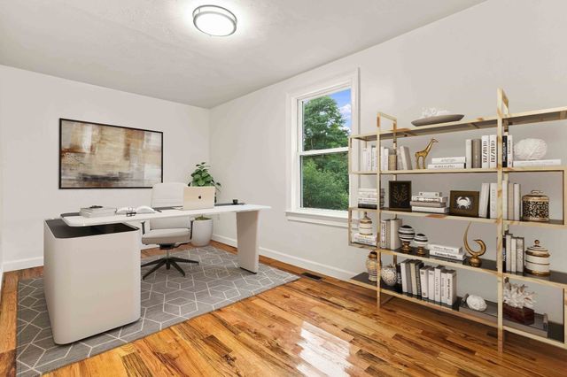 11 Wilson St, Hopkinton, MA 01748