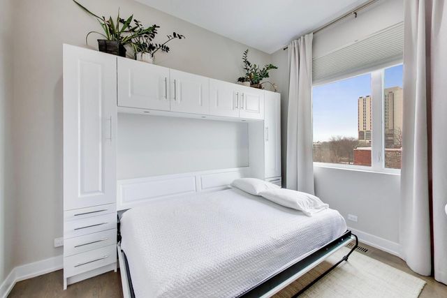 1121 N Western Avenue 4N, Chicago, IL 60622