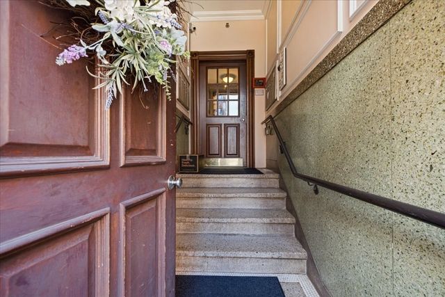 7 Stillman Pl 5, Boston, MA 02113