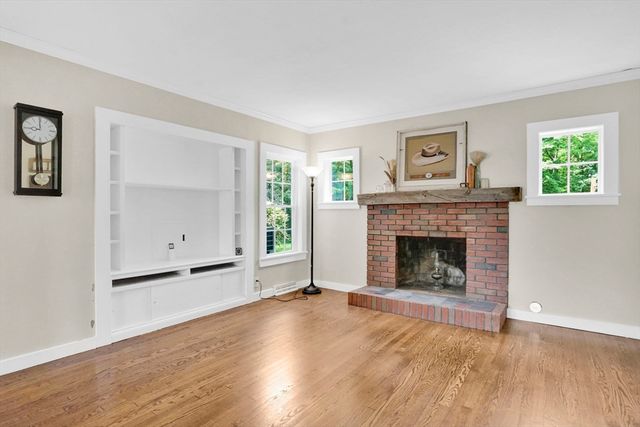102 Miller St, Ludlow, MA 01056