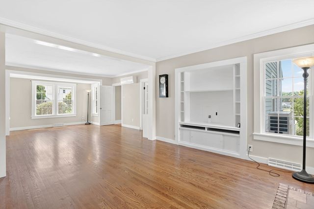 102 Miller St, Ludlow, MA 01056