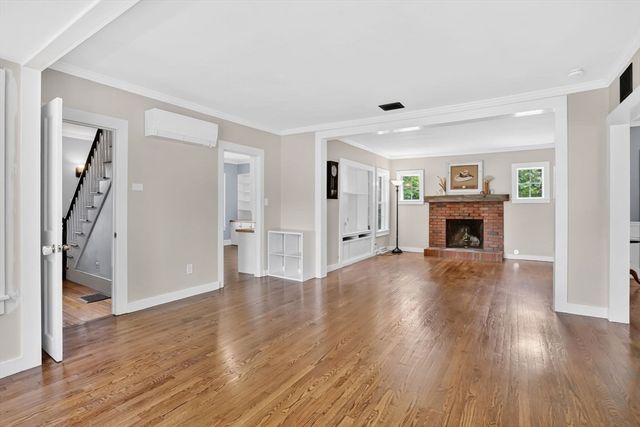 102 Miller St, Ludlow, MA 01056