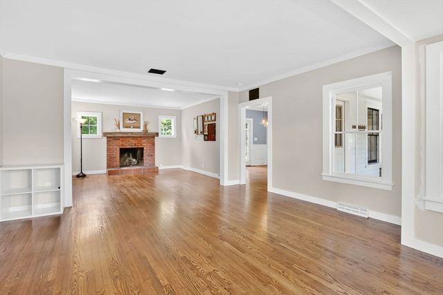 102 Miller St, Ludlow, MA 01056
