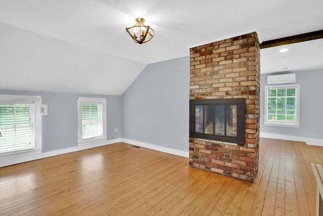 102 Miller St, Ludlow, MA 01056