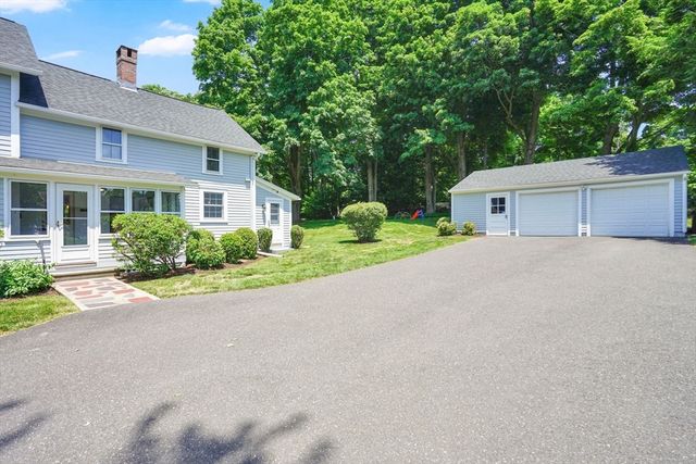 102 Miller St, Ludlow, MA 01056