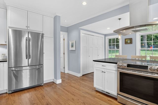 102 Miller St, Ludlow, MA 01056