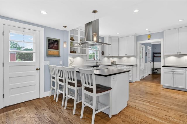102 Miller St, Ludlow, MA 01056