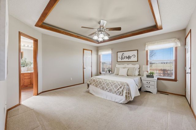 1407 N Spring Ridge Dr, Derby, KS 67037