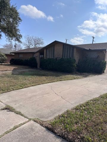 4633 Wilma Dr, Corpus Christi, TX 78412