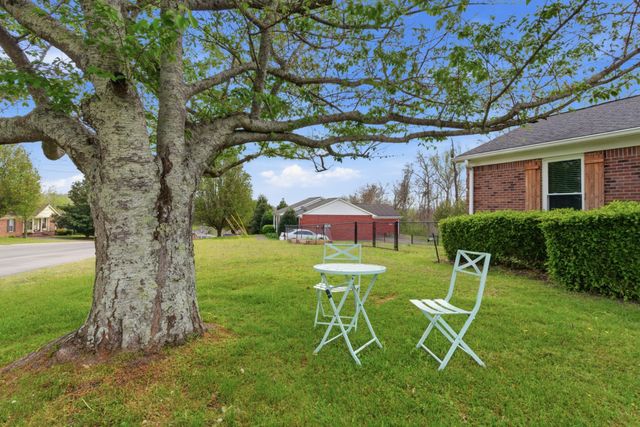 100 Patton Ct, Ashland City, TN 37015