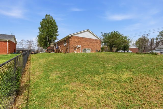 100 Patton Ct, Ashland City, TN 37015