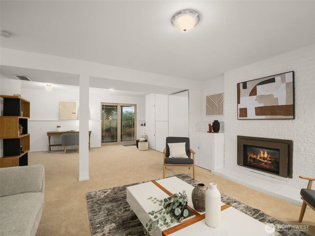 14415 NE 66th Court, Redmond, WA 98052